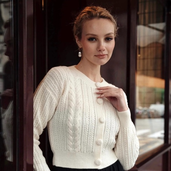 Button down Wool Sweater - Picture 1 of 5